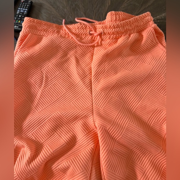 Coral Knit Pant set - Picture 5 of 5